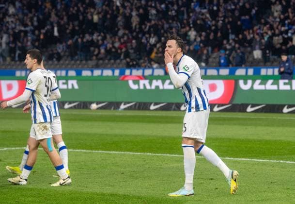 Soccer, Men, Season 2023 2024, 2 Bundesliga 24 Matchday , Hertha BSC Holstein Kiel, Haris Tabakovic Hertha BSC , Cheering after goal to 2 0, 01 03 2024, Copyright: xSebastianxRäppold MatthiasxKochx