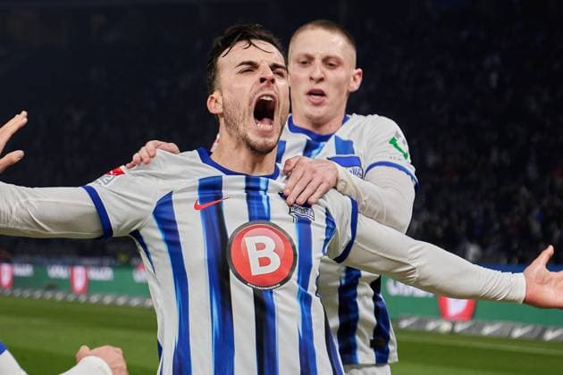 Haris Tabakovic Hertha BSC, 25 celebrates his goal for 2 0, GER, Hertha BSC vs Holstein Kiel, Soccer Men, 2 Bundesliga, Season 2023 2024, 24 Matchday, 01 03 2024 DFL REGULATIONS PROHIBIT ANY USE OF PHOTOGRAPHS AS IMAGE SEQUENCES AND OR QUASI VIDEO GER, Hertha BSC vs Holstein Kiel, Soccer Men, 2 Bundesliga, Season 2023 2024, 24 Matchday, 01 03 2024 Berlin Copyright: xEibner-Pressefotox xClaudiusxRaux EP_CRH