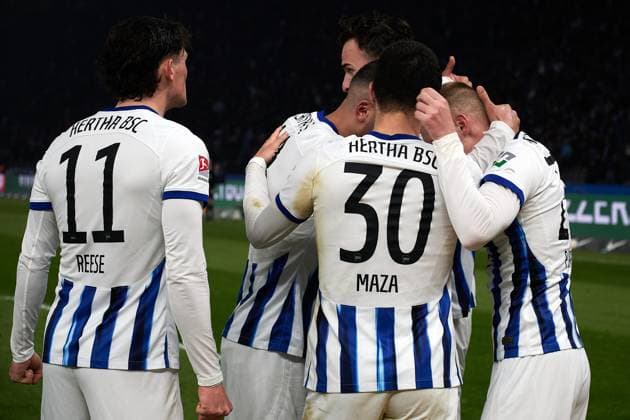 Hertha BSC Berlin celebrates a goal for 2 0, GER, Hertha BSC vs Holstein Kiel, Soccer Men, 2 Bundesliga, Season 2023 2024, 24 Matchday, 01 03 2024 DFL REGULATES PROHIBIT ANY USE OF PHOTOGRAPHS AS IMAGE SEQUENCES AND OR QUASI VIDEO GER, Hertha BSC vs Holstein Kiel, Soccer Men, 2 Bundesliga, Season 2023 2024, 24 Matchday, 01 03 2024 Berlin Copyright: xEibner-Pressefotox xClaudiusxRaux EP_CRH