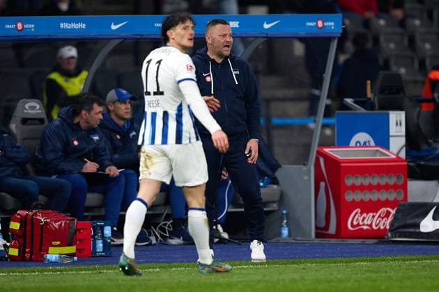 Pal Dardai Hertha BSC, Coach , Fabian Reese Hertha BSC, 11 , GER, Hertha BSC vs Holstein Kiel, Soccer Men, 2 Bundesliga, Season 2023 2024, 24 Matchday, 01 03 2024 DFL REGULATIONS PROHIBIT ANY USE OF PHOTOGRAPHS AS IMAGE SEQUENCES AND OR QUASI VIDEO GER, Hertha BSC vs Holstein Kiel, Soccer Men, 2 Bundesliga, Season 2023 2024, 24 Matchday, 01 03 2024 Berlin Copyright: xEibner-Pressefotox xClaudiusxRaux EP_CRH