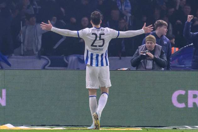 Goal, Haris Tabakovic Hertha BSC, 25 , 2 0, goal, hit, jubilation, goal celebration, joy, enthusiasm, Hertha BSC Holstein Kiel, 2 Bundesliga, football, DFB, season 2023 2024, 24 matchday, Olympia Stadium Berlin, DFB DFL REGULATIONS PROHIBIT ANY USE OF PHOTOGRAPHS AS IMAGE SEQUENCES AND OR QUASI VIDEO, 01 03 2024, photo HMB Media Uwe Koch Copyright: HMBxMedia UwexKoch