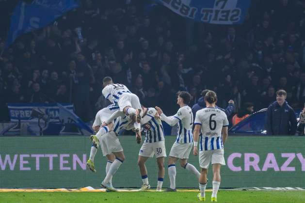 Goal, Haris Tabakovic Hertha BSC, 25 , 2 0, goal, hit, jubilation, goal celebration, joy, enthusiasm, Hertha BSC Holstein Kiel, 2 Bundesliga, football, DFB, season 2023 2024, 24 matchday, Olympia Stadium Berlin, DFB DFL REGULATIONS PROHIBIT ANY USE OF PHOTOGRAPHS AS IMAGE SEQUENCES AND OR QUASI VIDEO, 01 03 2024, photo HMB Media Uwe Koch Copyright: HMBxMedia UwexKoch