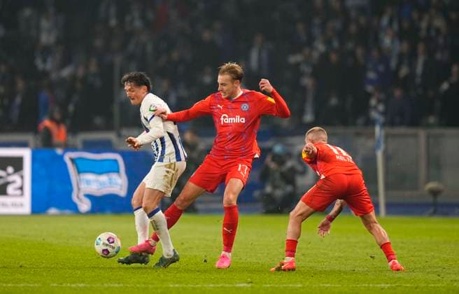 Germany, Berlin, 01 03 2024, Olympic Stadium, Hertha BSC vs Holstein Kiel 2 Bundesliga, Fabian Reese Hertha Berlin controls the ball Berlin Olympic Stadium Berlin Germany eu-images-659