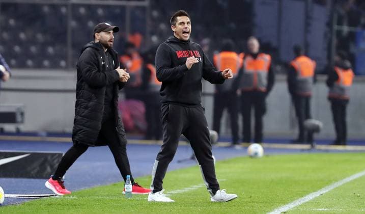 Coach Marcel Rapp cheers after 2 1 connecting goal Joy Emotion Cheering Sport Soccer Football DFL 2 Bundesliga Men 24 Matchday Season 2023 2024 01 03 2024 Hertha BSC Berlin vs Holstein Kiel DFL regulations prohibit any use of photographs as image sequences and or quasi video