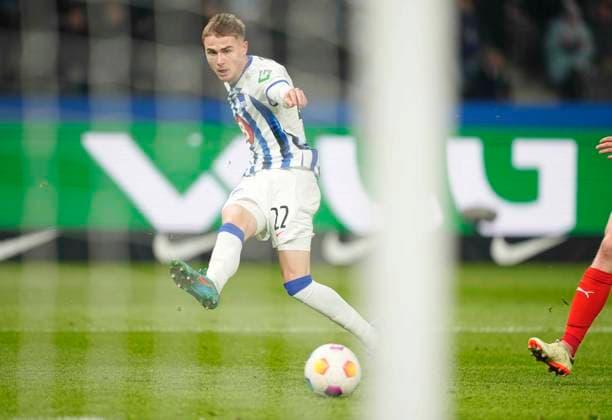 Germany, Berlin, 01 03 2024, Olympic Stadium, Hertha BSC vs Holstein Kiel 2 Bundesliga, Marten Winkler Hertha Berlin shoots on goal Berlin Olympic Stadium Berlin Germany eu-images-659