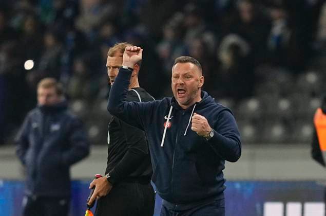 Germany, Berlin, 01 03 2024, Olympic Stadium, Hertha BSC vs Holstein Kiel 2 Bundesliga, IPal Dardai Hertha Berlin gestures Berlin Olympic Stadium Berlin Germany eu-images-659