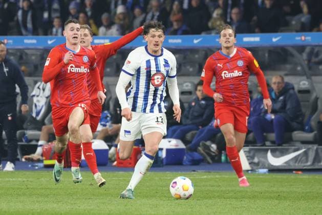 DEU, DFL, 2 FBL, Hertha BSC vs Holstein Kiel, 01 03 2024, Berliner Olympiastadion, Berlin, DEU, DFL, 2 FBL, Hertha BSC vs Holstein Kiel, im Bild Fabian Reese Hertha BSC Berlin 11 DFL regulations prohibit any use of Photographs as image sequences and or quasi video Foto Juergen Engler nordphoto GmbH nordphotoxGmbHx xEngler nph00076