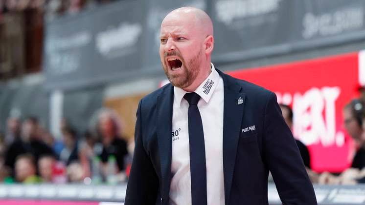 Picture from l Headcoach Jussi Laakso Merlins 01 03 2024, Basketball, BBL, Wuerzburg Baskets Hakro Merlins Crailsheim , GER, Wuerzburg, tectake Arena Copyright: HMBxMedia xHeikoxBecker