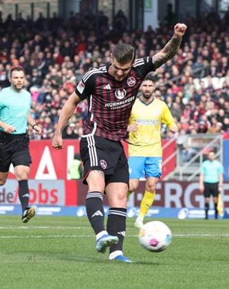 02 03 2024 Soccer Season 2023 2024 2 Soccer Bundesliga 24 Matchday 1 FC Nürnberg FCN Club BTSV Eintracht Braunschweig EBS Sportfoto Zink DaMa xdaxmax DFL regulations prohibit any use of photographs as image sequences and or quasi video only for editorial use Erik Wekesser 13, 1 FC Nürnberg FCN with shot on goal