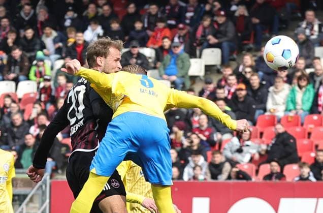 02 03 2024 Soccer Season 2023 2024 2 Soccer Bundesliga 24 Matchday 1 FC Nürnberg FCN Club BTSV Eintracht Braunschweig EBS Sportfoto Zink DaMa xdaxmax DFL regulations prohibit any use of photographs as image sequences and or quasi video only for editorial use Tor Treffer Goal shot to 1 0 Goalscorer Sebastian Andersson 20, 1 FC Nürnberg FCN vs Saulo Decarli 3, Eintracht Braunschweig BTSV EBS