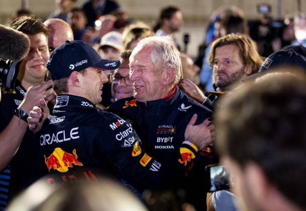 BAHRAIN - Max Verstappen (Red Bull Racing) with Helmut Marko (Red Bull Racing) after the Bahrain Grand Prix. ANP REMKO DE WAAL Race 2024 2025 xVIxANPxSportx xxANPxIVx 492626069 originalFilename: 492626069.jpg