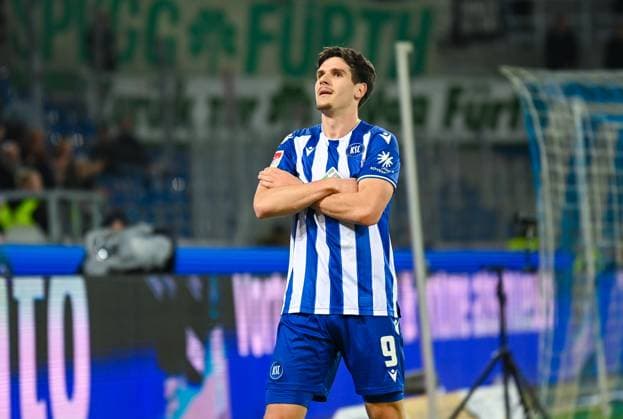 Germany, Karlsruhe, 02 03 2024, BBBank Wildpark, Karlsruher SC vs SpVgg Greuther Fuerth 2 Bundesliga, Igor Matanovic Karlsruher SC celebrates his goal Karlsruhe BBBank Wildpark Baden Wuerttemberg Germany eu-images-738
