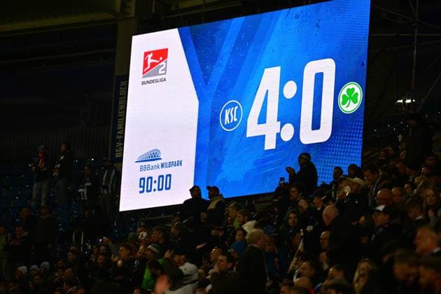 02 03 2024 Soccer Season 2023 2024 2 Soccer Bundesliga 24 Matchday Karlsruher SC Karlsruhe KSC SpVgg Greuther Fürth Kleeblatt Sportfoto Zink xwoxzix DFL regulations prohibit any use of photographs as image sequences and or quasi video only for editorial use Final result on scoreboard