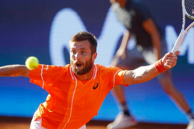 Tenis, Alejandro Tabilo vs Corentin Moutet El tenista Corentin Moutet de Francia regresa la bola de a Alejandro Tabilo de Chile por la semifinal del ATP, Tennis Herren 250 de Santiago 2024 en el Club San Carlos de Apoquindo en Santiago, Chile. 02 3 2024 Felipe Zanca Photosport Tennis, Alejandro Tabilo vs Corentin Moutet The tennis player Corentin Moutet of France return the ball of against of Alejandro Tabilo of Chile in the match for the semifinal ATP 250 Santiago 2024 at the Club San Carlos de Apoquindo in Santiago, Chile. 02 3 2024 Felipe Zanca Photosport Alejandro Tabilo vs Corentin Moutet, ATP 250 Santiago 2024