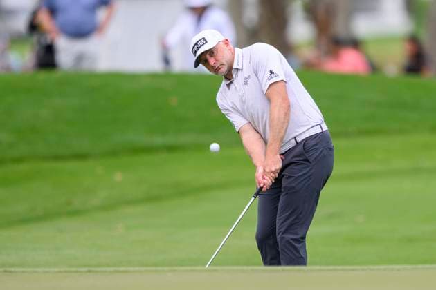 PALM BEACH GARDENS, FL - MARCH 02: Davis Skinns of England putts at the tenth hole during the third round of Cognizant Classic in The Palm Beaches at PGA, Golf Herren National Resort the Champion Course on March 2, 2024 in Palm Beach Gardens, Florida.(Photo by Doug Murray Icon Sportswire) GOLF: MAR 02 PGA Cognizant Classic in The Palm Beaches EDITORIAL USE ONLY Icon79620240302017