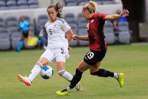 March 2, 2024, Carson, California, USA: Adriana Leon 19 of Canada is blocked by Valeria del Campo 5 of Costa Rica during the 2024 Concacaf W Gold Cup Quarterfinal match on Saturday March 2, 2024 at BMO Stadium, in Los Angeles California. JAVIER ROJAS PI Carson U.S - ZUMAp124 20240302_zaa_p124_002 Copyright: xJavierxRojasx