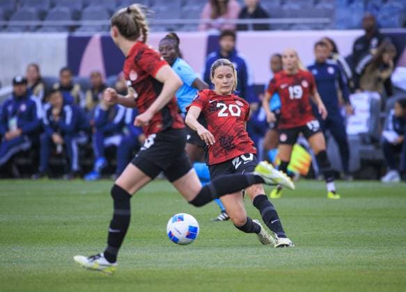 March 2, 2024, Los Angeles, California, USA: Cloe Lacasse of Canada passes the ball during the 2024 Concacaf W Gold Cup Quarterfinal match against Costa Rica on Saturday March 2, 2024 at BMO Stadium in Los Angeles, California. ARIANA RUIZ PI Los Angeles U.S - ZUMAp124 20240302_zaa_p124_011 Copyright: xArianaxRuizx