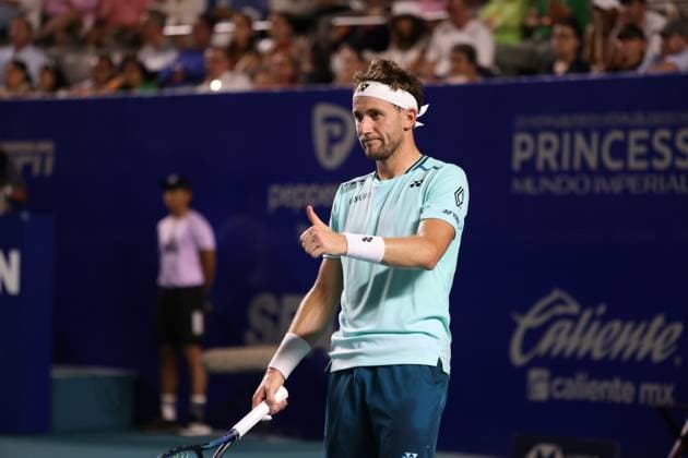 (240303) -- ACAPULCO, March 3, 2024 -- Norway s Casper Ruud reacts during the men s singles final against Australia s Alex De Minaur at the 2024 ATP, Tennis Herren Mexican Open tennis tournament in Acapulco, Mexico, March 2, 2024. ) (SP)MEXICO-ACAPULCO-TENNIS-ATP-MEXICAN OPEN-FINAL LixMengxin 