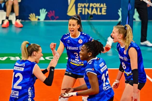 DVV Cup 03 03 2024 DVV, Volleyball, Cup final, Allianz MTV Stuttgart in blue , against SC Potsdam in white , Stuttgart cheers from left 12 Britt Bongaerts, 3 Maria Segura Palleres , Krystal Rivers 13, 8 Monique Strubbe Copyright: xBEAUTIFULxSPORTS TomxBlochx