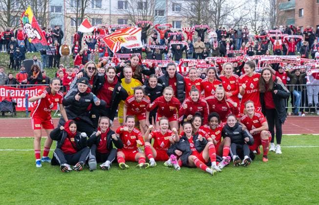 Soccer, Women, Season 2023 2024, BFV Pokal Polytan Pokal Quarterfinal , 1 FC Union Berlin Hertha BSC, Union players and fans, cheering after the final whistle, 03 03 2024, Copyright: xMatthiasxKochx