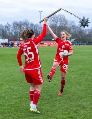 Football, Women, Season 2023 2024, BFV Pokal Polytan Pokal quarter-final , 1 FC Union Berlin Hertha BSC, f l Katja Orschmann 1 Women 1 FC Union , Dina Orschmann 1 Women 1 FC Union with the club of mascot Ritter Keule 1 FC Union , cheering after the final whistle, 03 03 2024, Copyright: xMatthiasxKochx