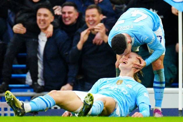 Bilder des Jahres 2024, Sport 03 März Sport Themen der Woche KW09 Sport Bilder des Tages Erling Haaland of Manchester City celebrates scoring a goal for their side to make it 3-1 with Phil Foden of Manchester City Manchester City v Manchester United, ManU Premier League, Football, Etihad Stadium, Manchester, UK - 03 Mar 2024 EDITORIAL USE ONLY No use with unauthorised audio, video, data, fixture lists, club league logos or live services. Online in-match use limited to 120 images, no video emulation. No use in betting, games or single club league player publications.  Copyright: xJavierxGarcia Shutterstockx 14370462db