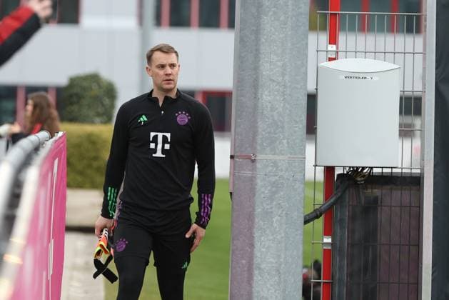 Manuel Neuer 1 FC Bayern Muenchen comes to training, final training, FC Bayern Muenchen, Champions League, football, round of 16, return match, 04 03 2024 Muenchen Bayern Germany Copyright: xkolbert-press ChristianxKolbertx