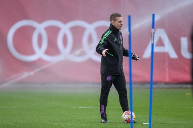 Soccer, Champions League, 20240304, Final training, FC Bayern Munich SS Lazio Rome In the picture Co coach of FC Bayern Munich Nicolas MAYER Munich Training ground Säbener Str 51 Bayern Germany Copyright: Passion2Press MarkusxFischerx