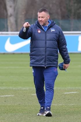 DEU, DFL, 2 FBL Hertha BSC, Training, 05 03 2024, Sportforum, Berlin, DEU, DFL, 2 FBL Hertha BSC, Training, im Bild Cheftrainer Pal Dardai Hertha BSC Berlin DFL regulations prohibit any use of Photographs as image sequences and or quasi video Foto Juergen Engler nordphoto GmbH nordphotoxGmbHx xEngler nph00076