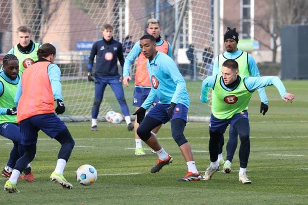 DEU, DFL, 2 FBL Hertha BSC, Training, 05 03 2024, Sportforum, Berlin, DEU, DFL, 2 FBL Hertha BSC, Training, in the picture Bradley Ibrahim Hertha BSC Berlin 23 , Bence Dardai Hertha BSC Berlin 24 , Michal Karbownik Hertha BSC Berlin 6 , Jeremy Dudziak Hertha BSC Berlin 19 DFL regulations prohibit any use of Photographs as image sequences and or quasi video Foto Juergen Engler nordphoto GmbH nordphotoxGmbHx xEngler nph00076