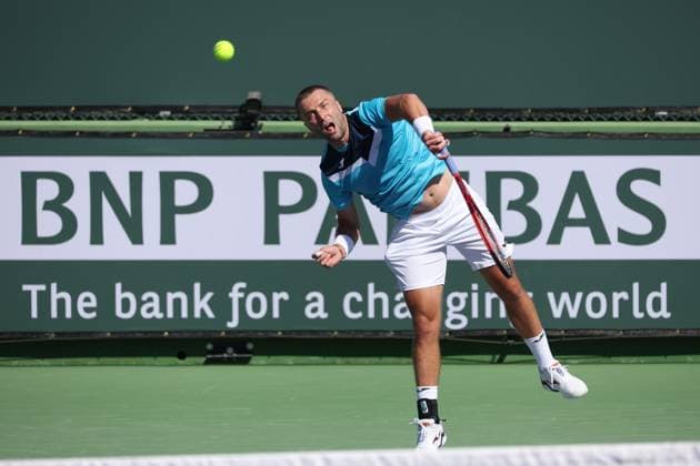 INDIAN WELLS, CA - MARCH 05: Liam Broady (GBR) serves during the qualifying round for the BNP Paribas Open on March 5, 2024 at Indian Wells Tennis Garden in Indian Wells. CA. (Photo by George Walker Icon Sportswire) TENNIS: MAR 05 BNP Paribas Open EDITORIAL USE ONLY Icon240305013
