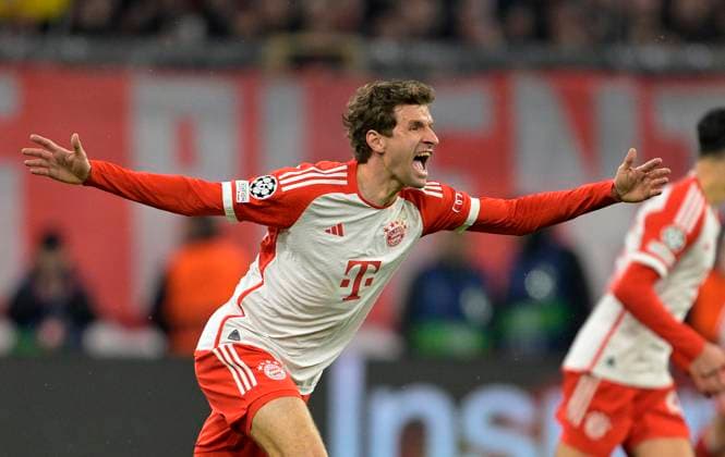05 03 2024, Football UEFA Championsleague 2023 2024 Round of 16, FC Bayern Munich Lazio Rome, in the Allianz Arena Munich Thomas Müller FC Bayern Munich is in rage DFL and DFB regulations prohibit any use of photographs as image sequences and or quasi video