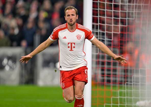 05 03 2024, Football UEFA Championsleague 2023 2024 Round of 16, FC Bayern Munich Lazio Rome, in the Allianz Arena Munich Harry Kane FC Bayern Munich cheers DFL and DFB regulations prohibit any use of photographs as image sequences and or quasi video