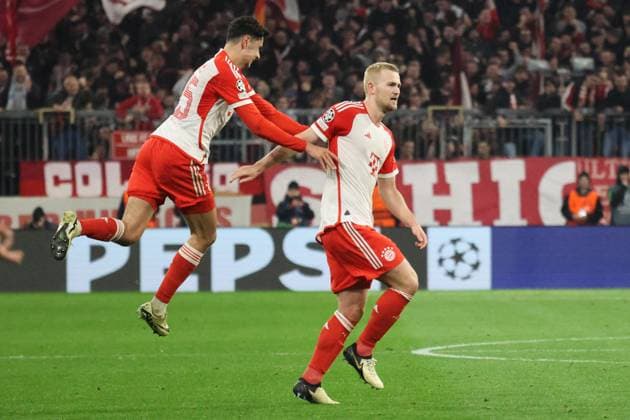 4 Matthijs de Ligt FCB scores the 2-0 goal on the volley and celebrates with 45 Aleksandar Pavlovic li , Goal celebration, Football UEFA Champions League FC Bayern Munich Societa Sportiva Lazio, S S Lazio Rome Allianz Arena 05 03 2025 PHOTO Mladen Lackovic LakoPress