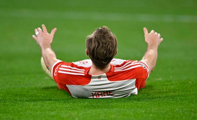 Harry Kane FC Bayern Muenchen FCB 09 Disappointment disappointed after missed goal chance Gesture Gesture FC Bayern Muenchen FCB vs Lazio Rome Round of 16 second leg 05 03 2024 DFL REGULATIONS PROHIBIT ANY USE OF PHOTOGRAPHS AS IMAGE SEQUENCES AND OR QUASI VIDEO FC Bayern Muenchen FCB vs Lazio Rome