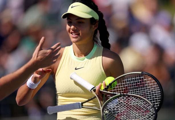 Emma Raducanu of GBR smiles during practice BNP Paribas Open, Tennis, Qualifying, Indian Wells Tennis Garden, California, USA - 05 Mar 2024  Copyright: xEllaxLing Shutterstockx 14374801g