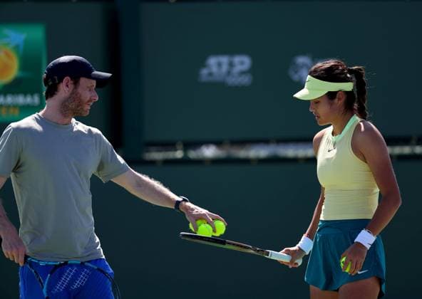 Nick Cavaday, coach to Emma Raducanu of GBR in action during practice BNP Paribas Open, Tennis, Qualifying, Indian Wells Tennis Garden, California, USA - 05 Mar 2024  Copyright: xEllaxLing Shutterstockx 14374801s