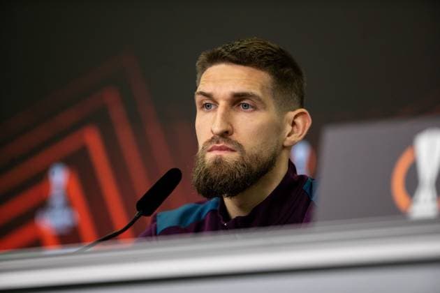 Bayer 04 Leverkusen Press Conference 06 03 2024 Robert Andrich Bayer 04 Leverkusen, 8 Bayer 04 Leverkusen Press Conference 06 03 2024 Copyright: xBEAUTIFULxSPORTS Buriakovx