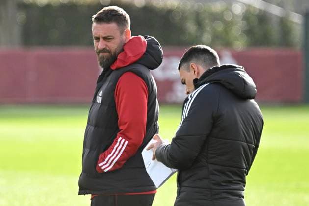 Daniele De Rossi coach of AS Roma attends the team training the day before the Europa League football match between AS Roma and Brighton & Hove Albion FC at Fulvio Bernardini center in Rome (Italy), March 6th, 2024. andreaxstaccioli