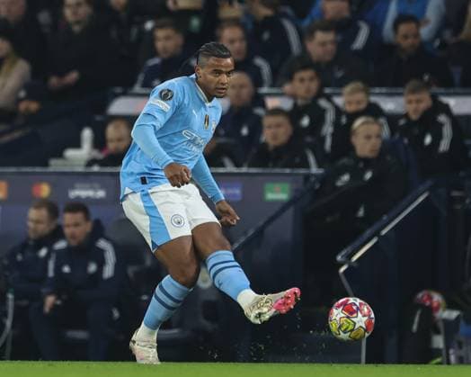 UEFA Champions League Manchester City v F.C. Copenhagen Manuel Akanji of Manchester City passes the ball during the UEFA Champions League match Manchester City vs F.C. Copenhagen at Etihad Stadium, Manchester, United Kingdom, 6th March 2024 (Photo by Mark Cosgrove News Images) Manchester Etihad Stadium Manchester United, ManU Kingdom Copyright: xMarkxCosgrove NewsxImagesx