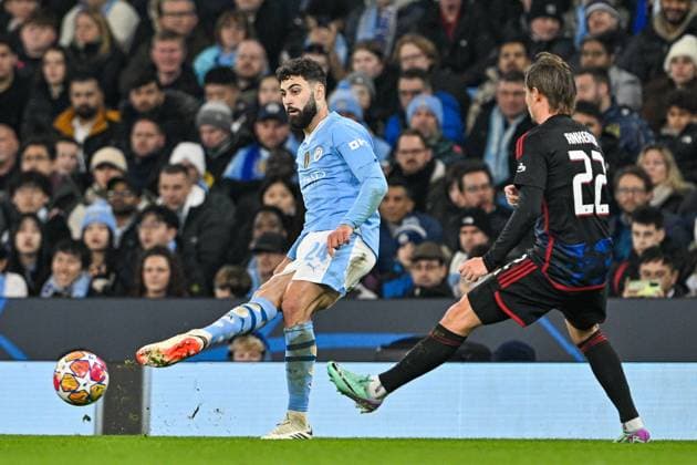 UEFA Champions League Manchester City v F.C. Copenhagen JoÅ¡ko Gvardiol of Manchester City passes the ball during the UEFA Champions League match Manchester City vs F.C. Copenhagen at Etihad Stadium, Manchester, United Kingdom, 6th March 2024 (Photo by Cody Froggatt News Images) Copyright: xCodyxFroggatt NewsxImagesx