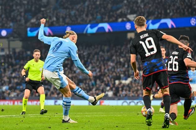 UEFA Champions League Manchester City v F.C. Copenhagen Erling Haaland of Manchester City scores to make it 3-0 during the UEFA Champions League match Manchester City vs F.C. Copenhagen at Etihad Stadium, Manchester, United Kingdom, 6th March 2024 (Photo by Cody Froggatt News Images) Copyright: xCodyxFroggatt NewsxImagesx