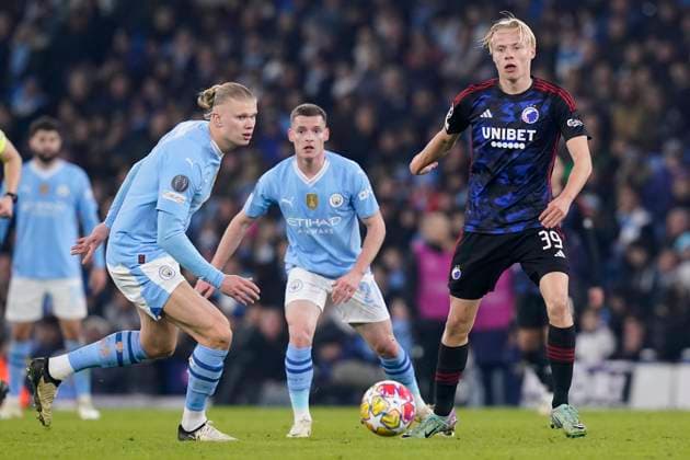 MANCHESTER, ENGLAND, 6th March 2024. Erling Haaland of Manchester City and Oscar Hojlund of FC Copenhagen during the UEFA Champions League match at the Etihad Stadium, MANCHESTER. Picture credit should read: Andrew Yates Sportimage EDITORIAL USE ONLY. No use with unauthorised audio, video, data, fixture lists, club league logos or live services. Online in-match use limited to 120 images, no video emulation. No use in betting, games or single club league player publications. SPI-2988-0069