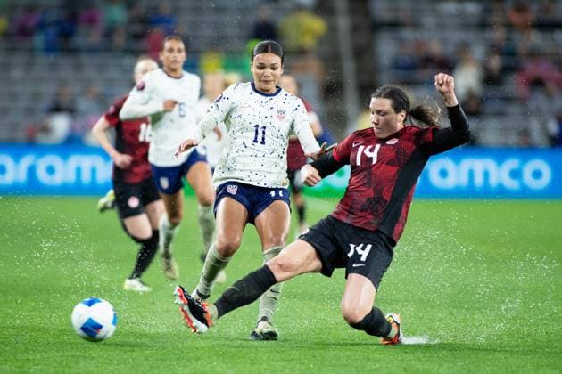 San Diego, USA, February 27th 2024 CONCACAF Women s Gold Cup Semifinal Vanessa Gilles (14 Canada) during the Women s Gold Cup Semifinal match between Canada and the United States at Snapdragon Stadium in San Diego, California. (Xavier Hernandez SPP) Copyright: xXavierxHernandez SPPx spp-en-XaHe-AZ7I6497 copy