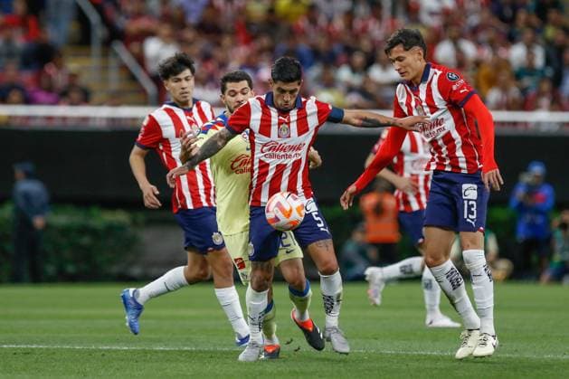 RECORD DATE NOT STATED Concacaf Champions Cup 2024 Guadalajara (MEX) vs Club America (MEX) - Round of 16 Twila Kilgore head coach of USA a dn Beverly pressman head coach of Canada during the Semifinals match between Canada and United States (USA) as part of the Concacaf Womens Gold Cup 2024, at Snapdragon Stadium on March 06, 2024 in San Diego, California, United States. GUADALAJARA JALISCO MEXICO  Copyright: xJuanxCarlosxOcampox 20240306214314_CCC_2024_R16_GDL_AME_GUZMAN197