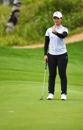 (240307) -- LINGSHUI, March 7, 2024 -- Lin Xiyu of China lines up a shot during the first round of the Blue Bay LPGA, Golf Damen golf tournament in Lingshui, south China s Hainan Province, March 7, 2024. ) (SP)CHINA-HAINAN-LINGSHUI-GOLF-BLUE BAY LPGA (CN) YangxGuanyu 