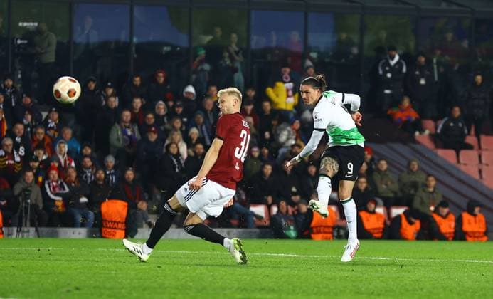 Darwin Nunez of Liverpool scores a goal to make the score 0-3 Sparta Prague v Liverpool, UEFA Europa League, Round of 16, First Leg, Football, epet ARENA, Prague, Czech Republic - 07 Mar 2024 EDITORIAL USE ONLY No use with unauthorised audio, video, data, fixture lists, club league logos or live services. Online in-match use limited to 120 images, no video emulation. No use in betting, games or single club league player publications. Copyright: xKieranxMcManus Shutterstockx 14373656al
