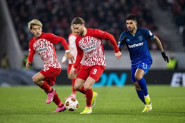 UEFA Europa League SC Freiburg West Ham United 07 03 2024 duel Ritsu Doan SC Freiburg, 42 , Lucas Höler SC Freiburg, 9 , Emerson West Ham United, 33 UEFA Europa League SC Freiburg West Ham United, Freiburg, Europa Park Stadium on 07 03 2024 Copyright: xBEAUTIFULxSPORTS Wunderlx