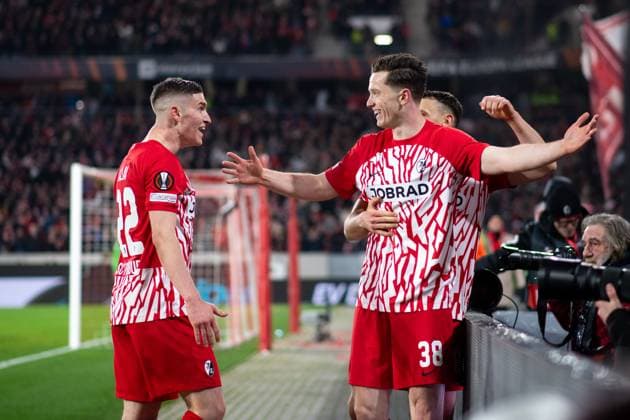 Michael Gregoritsch SC Freiburg, 38 , Roland Sallai SC Freiburg, 22 , Maximilan Eggestein SC Freiburg, 08 celebrate the goal for 1 0, GER, SC Freiburg vs West Ham United, Football UEFA Europa League, Round of 16 first leg, 2023 2024 season, 07 03 2024 GER, SC Freiburg vs West Ham United, Football UEFA Europa League, Round of 16 first leg, 2023 2024 season, 07 03 2024 Freiburg Copyright: xEibner-Pressefoto Memmlerx EP_MMR