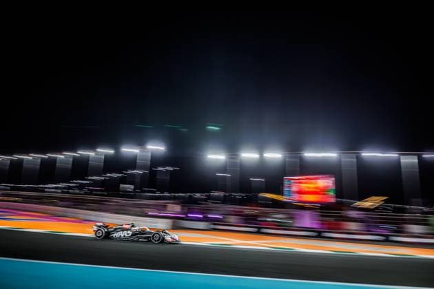 27 HULKENBERG Nico (ger), Haas F1 Team VF-24 Ferrari, action during the Formula 1 STC Saudi Arabian Grand Prix 2024, 2nd round of the 2024 Formula One World Championship, WM, Weltmeisterschaft from March 7 to 9, 2024 on the Jeddah Corniche Circuit, in Jeddah, Saudi Arabia - F1 - SAUDI ARABIAN GRAND PRIX 2024 DPPI Panoramic  240307_R02_SAUDI__LF_0341-Avec accentuation-Bruit